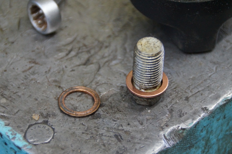 Сливная пробка поддона ДВС Мерседес