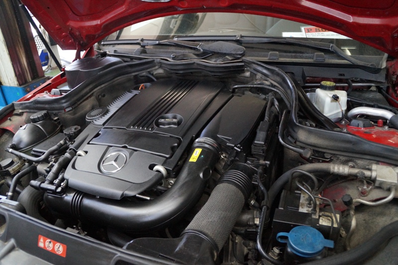 Очистка подкапотного пространства