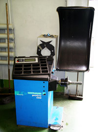 HOFMANN Geodyna 4300 и ItalEquip WB 17 NAD HOFMANN Geodyna 4300 и ItalEquip WB 17 NAD